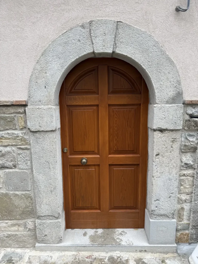 Lavori-Porte-1-Fac-Design21-768x1024